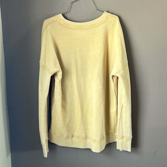 Time and Tru crewneck - Picture 2 of 2